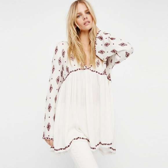 Free People Tops - Free People White long sleeve Embroidered Boho Tunic Size Large